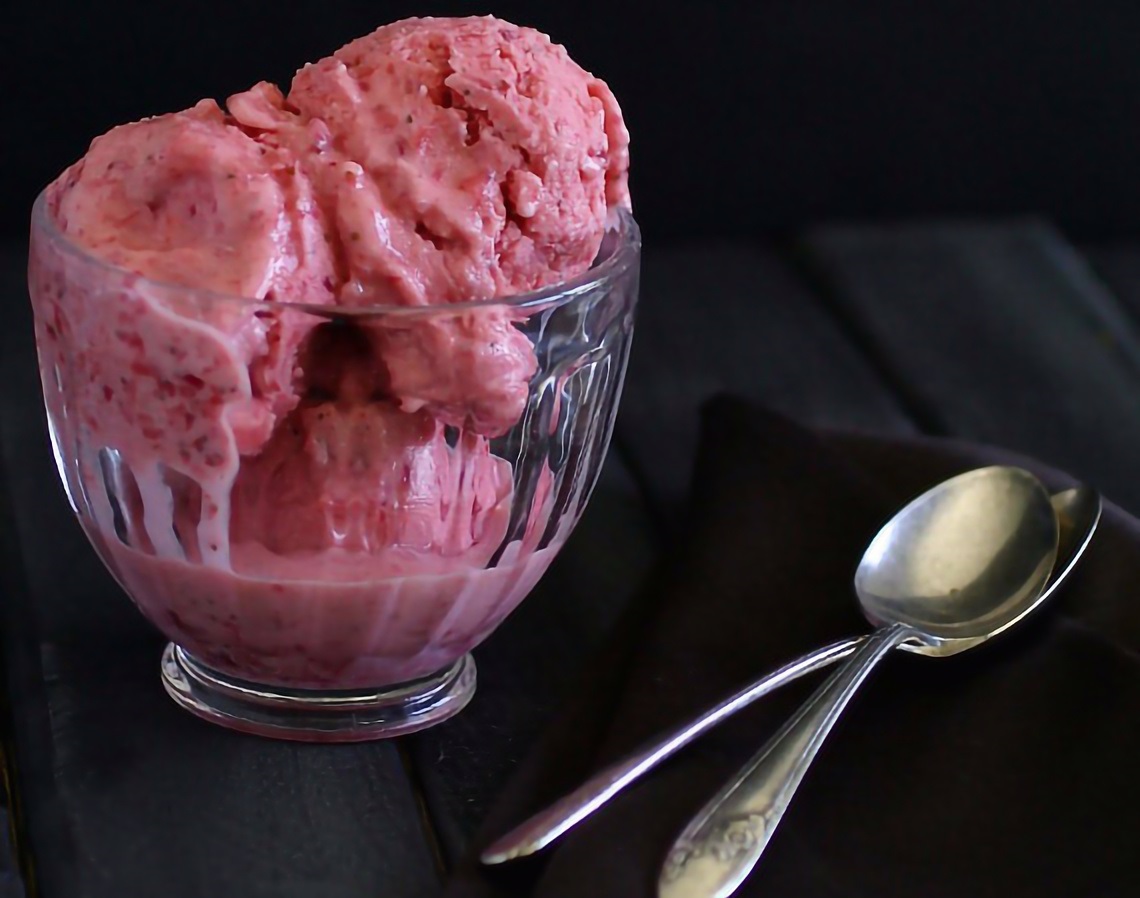 Συνταγή για frozen yogurt φράουλα